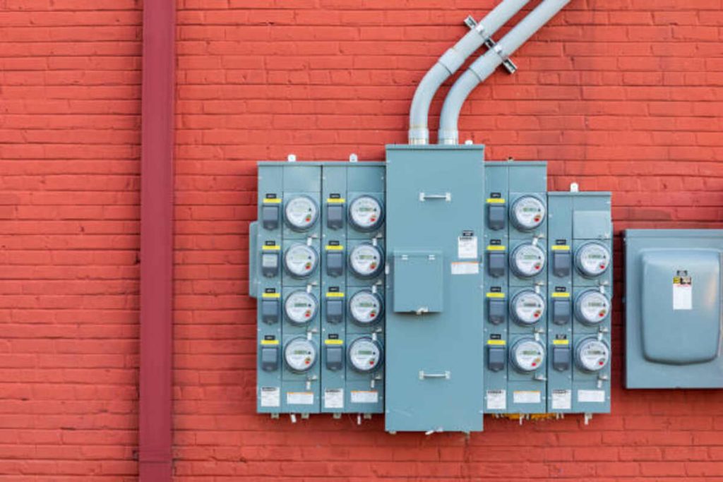 Three Pump House Heaters That Are Energy Efficient and Quiet