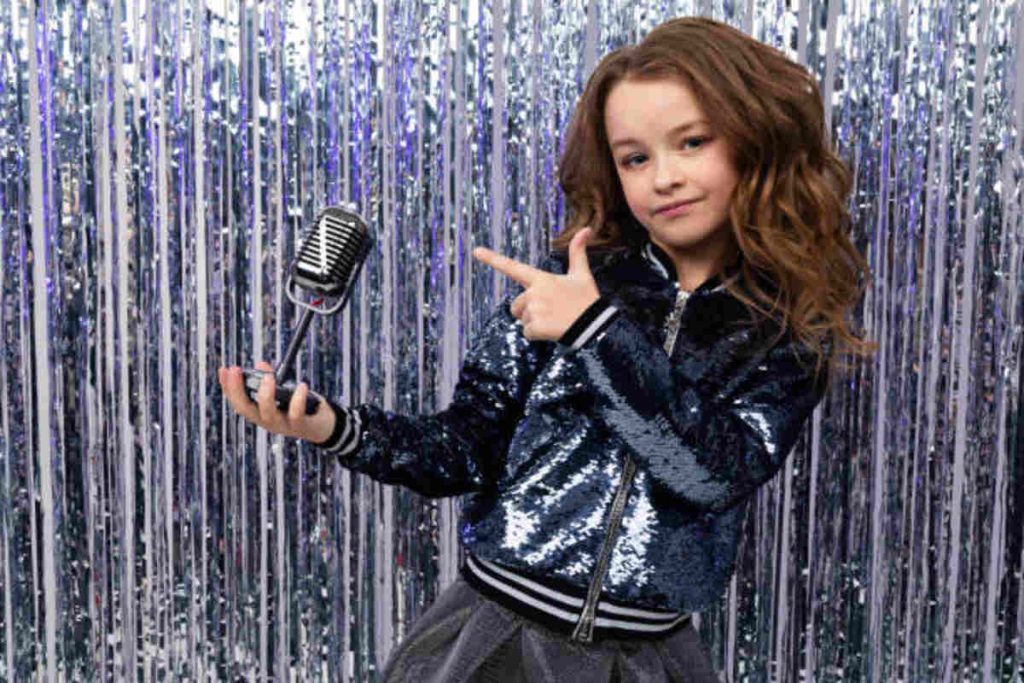 River Jones Johnson - A Celebrity Kid