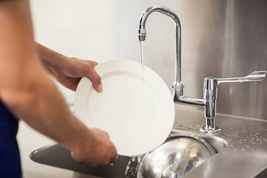 Kitchen porter staffing